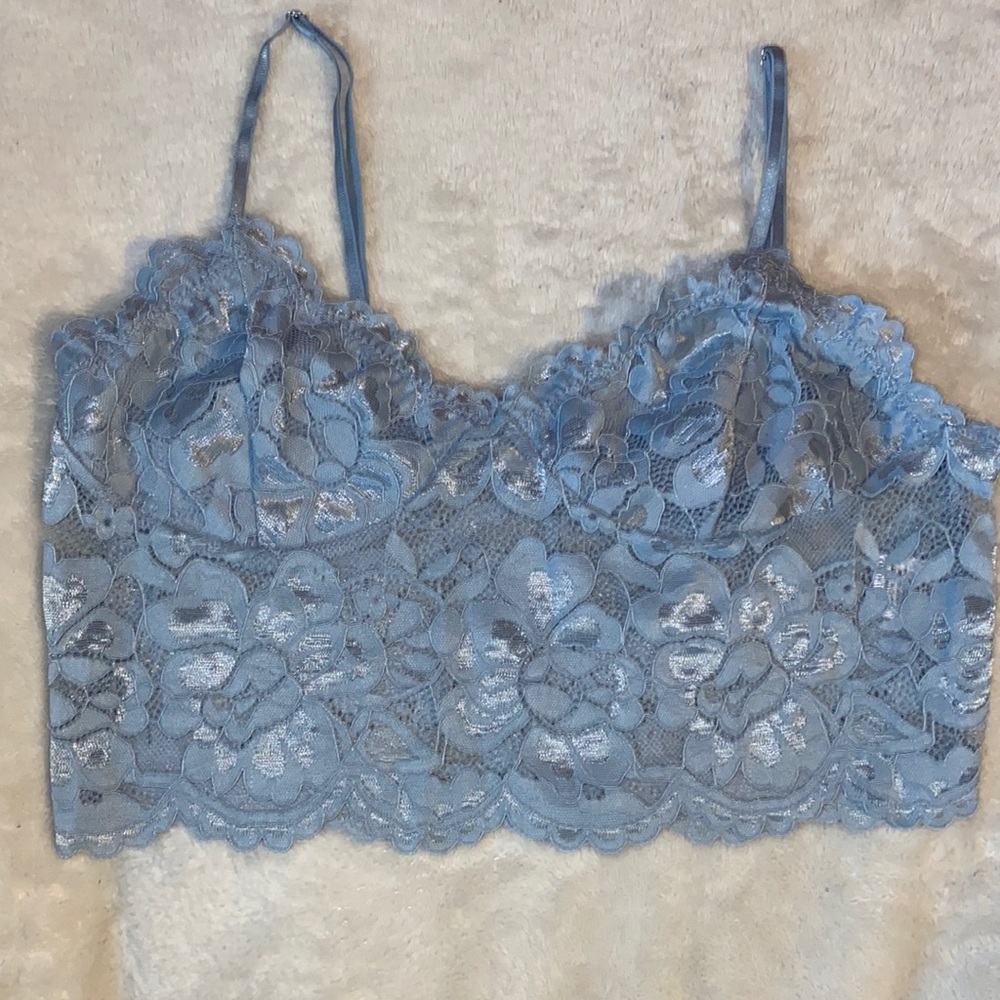 Laces crop top